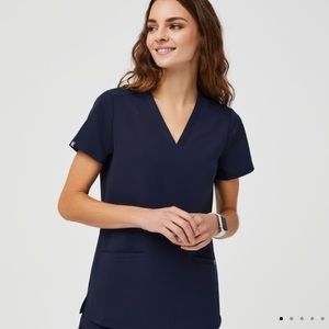 Wear Figs Scrub Set Navy Casma top and Yola bottoms (Size Small both)